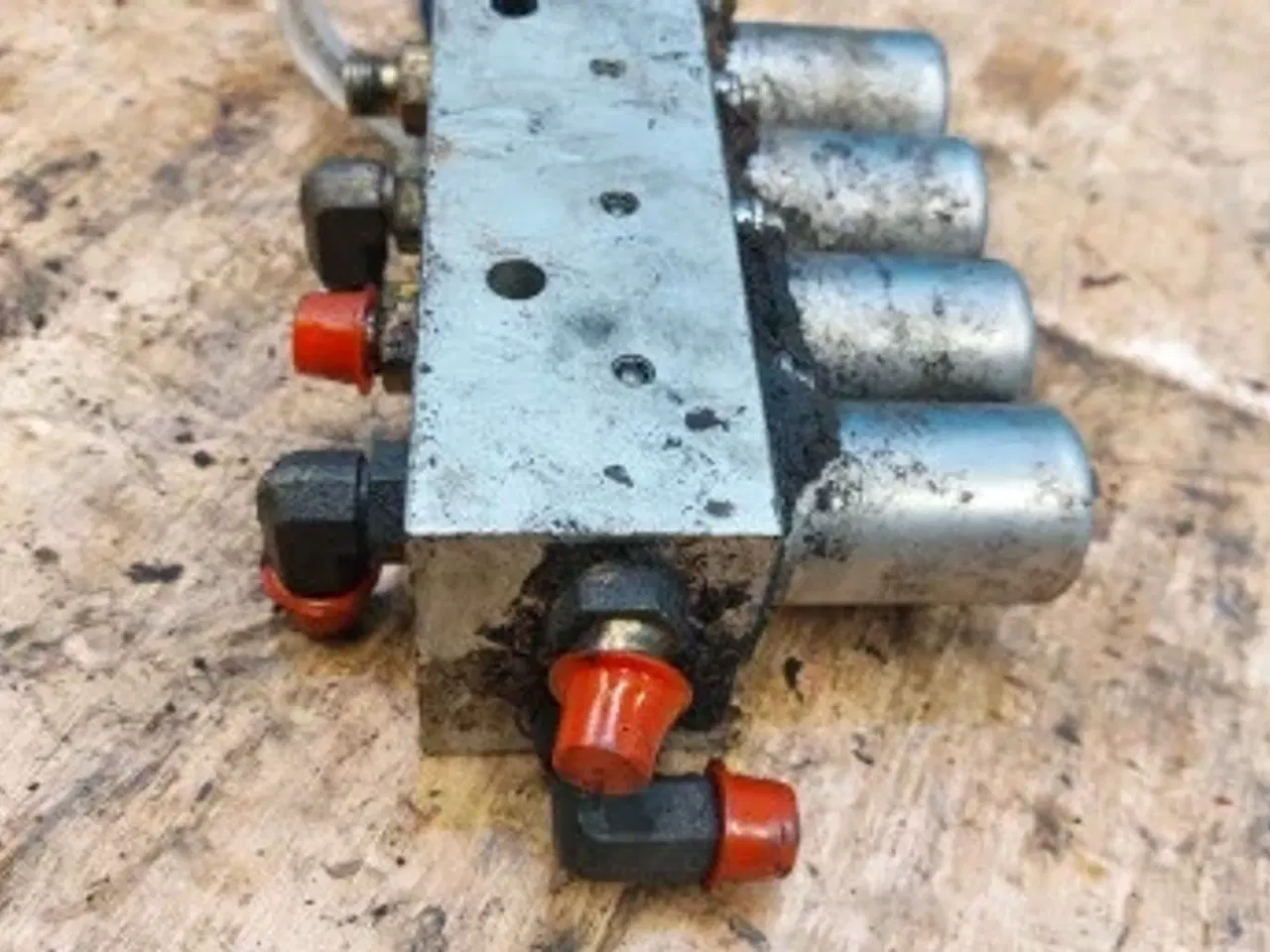 Billede 7 - JCB 4CX Ventilblok 333/W2309