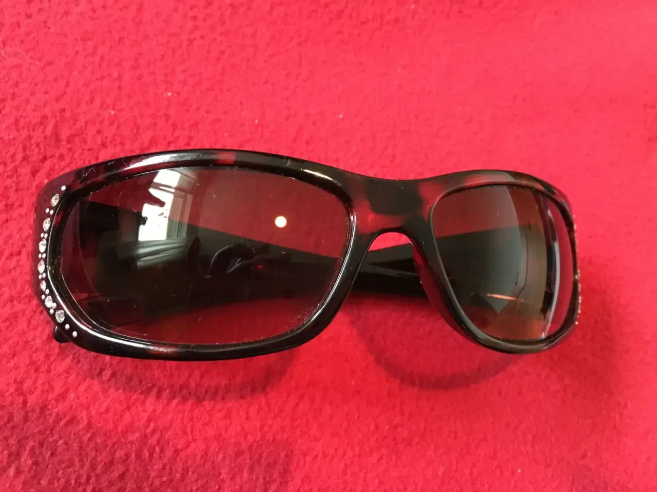 Billede 1 - Original GLORIA VANDERBILT solbriller
