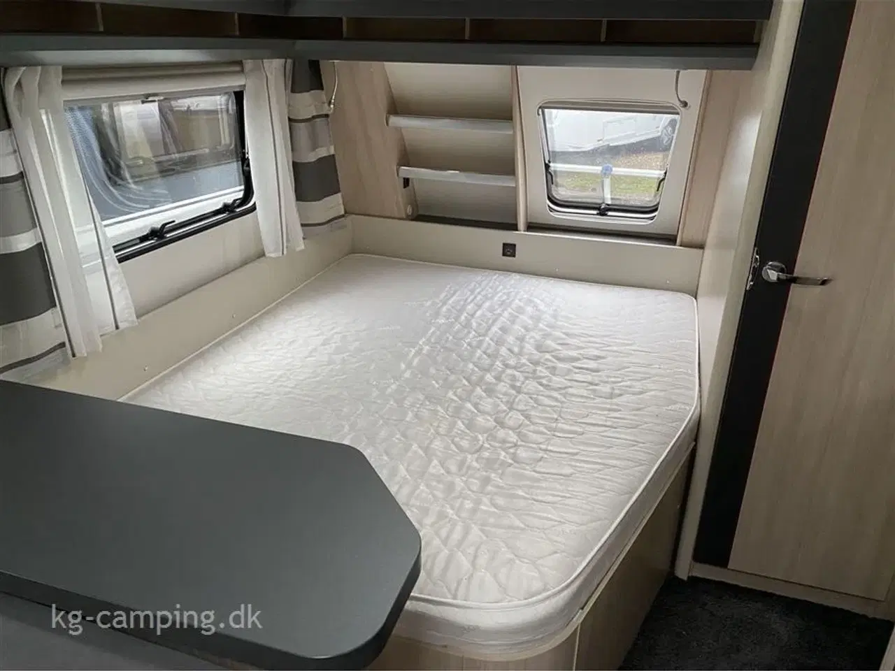 Billede 8 - 2018 - Hobby De Luxe Edition 560 KMFe 3-køjers vogn med dobbeltseng