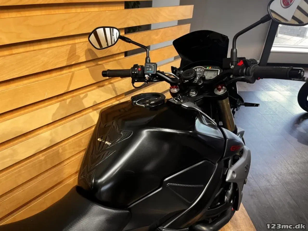 Billede 4 - Suzuki GSR 750