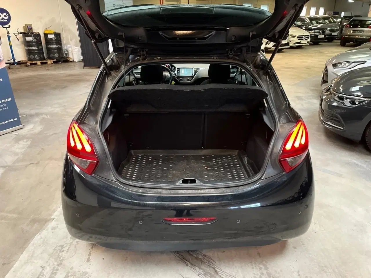 Billede 5 - Peugeot 208 1,6 BlueHDi 100 Allure Sky