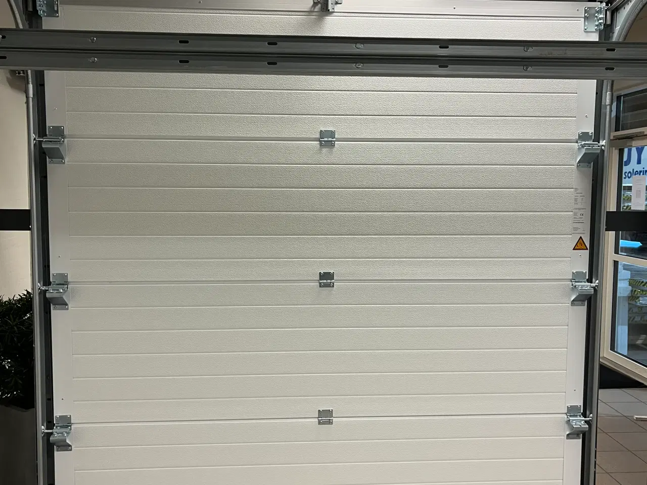 Billede 1 - Garageport Ledhejse port