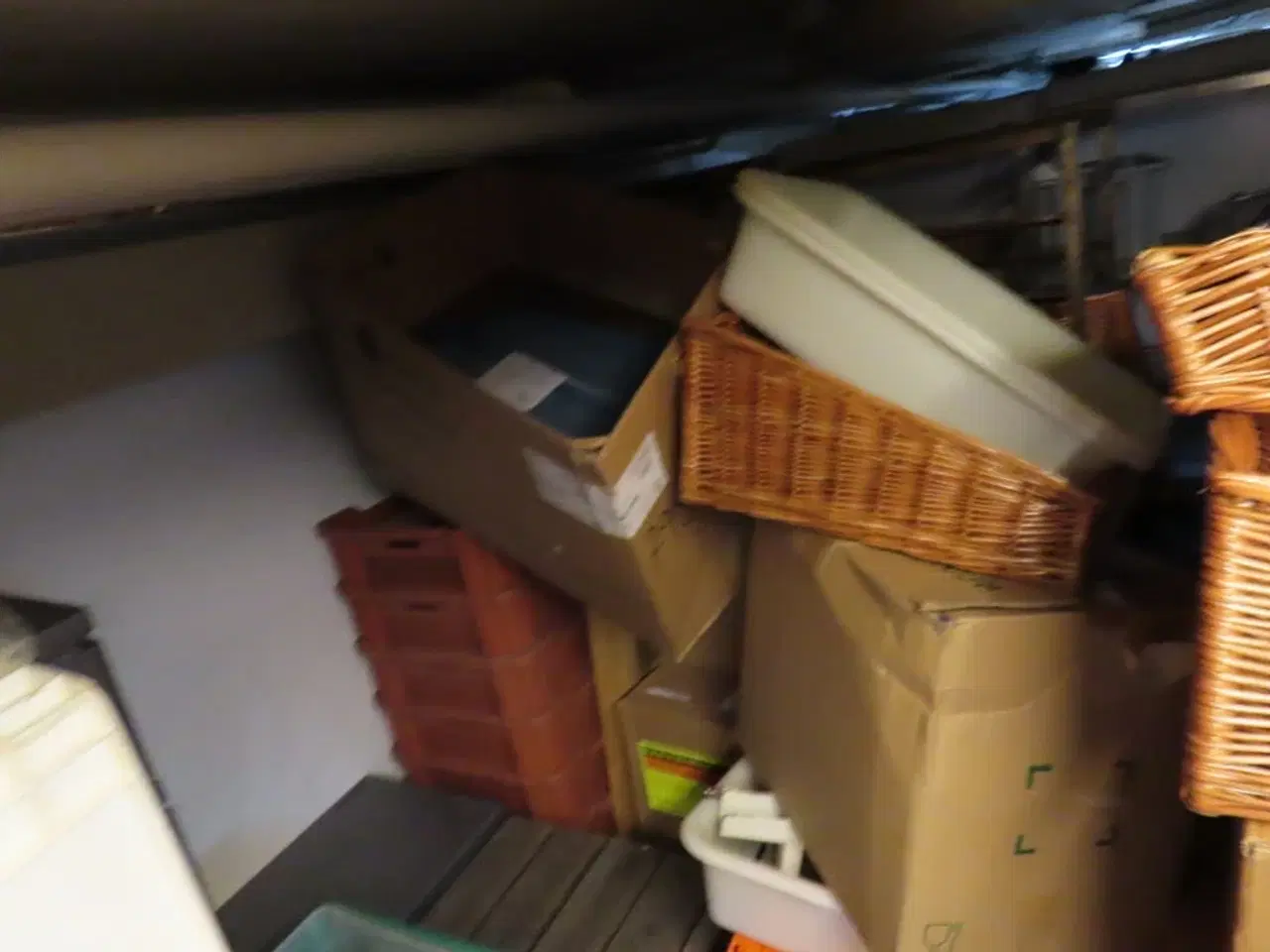 Billede 10 - Div. reoler og indhold