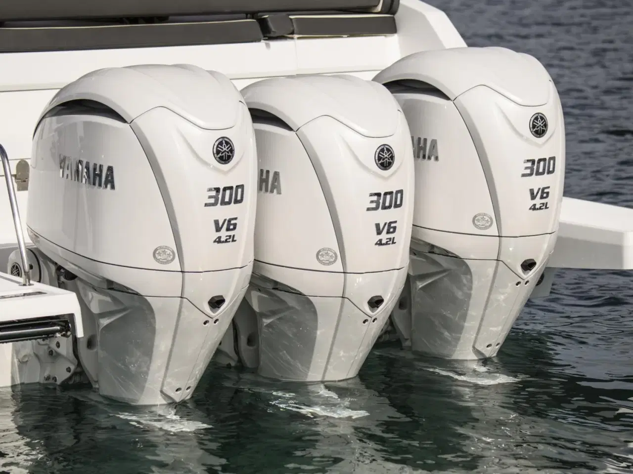 Billede 2 - Yamaha F300XSB2 Hvid