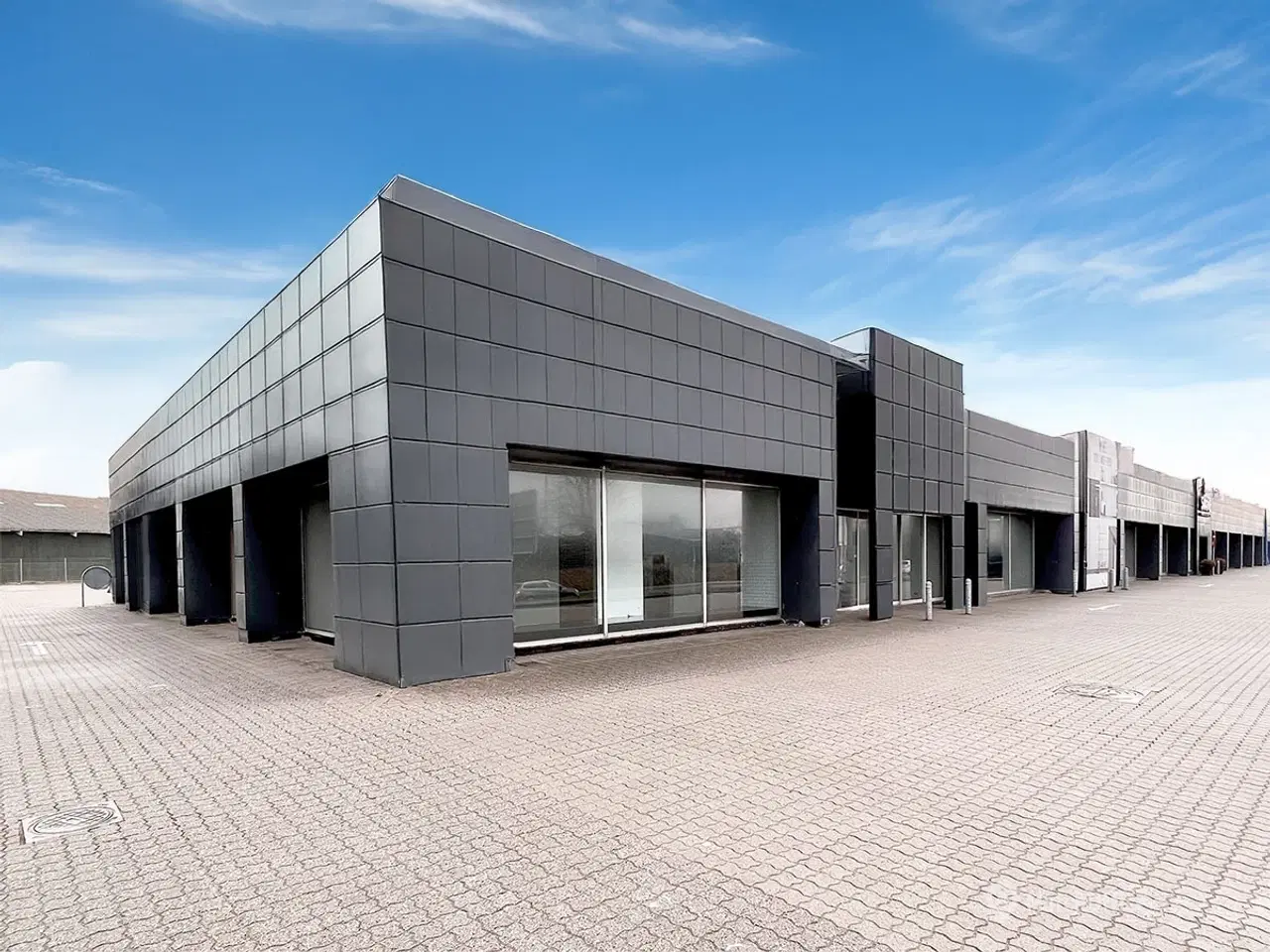 Billede 1 - Synligt erhvervslejemål på Farøvej 1B. 9800 Hjørring