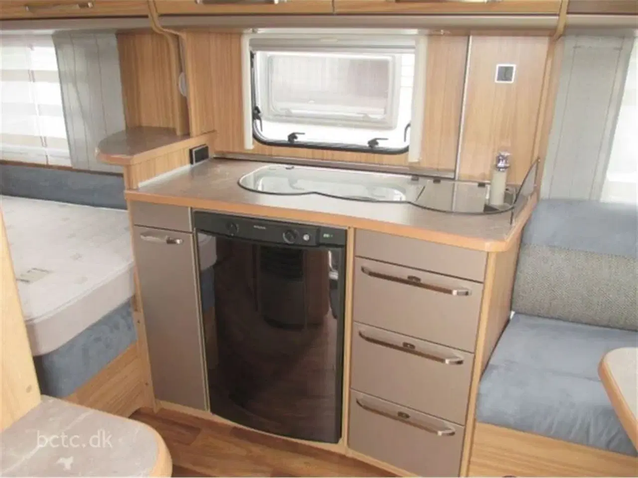 Billede 43 - 2017 - Hymer Eriba Nova GL 465 GL artic