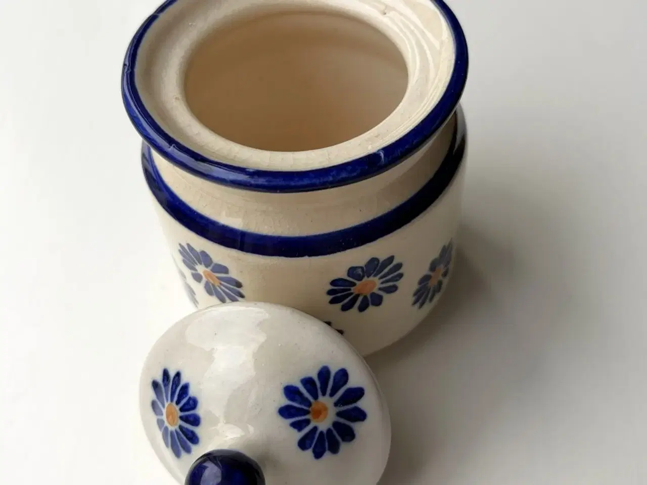 Billede 3 - Lågkrukke med blomster