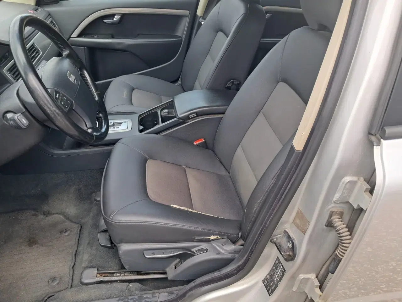 Billede 8 - Volvo V70 2,4 D Summum aut.