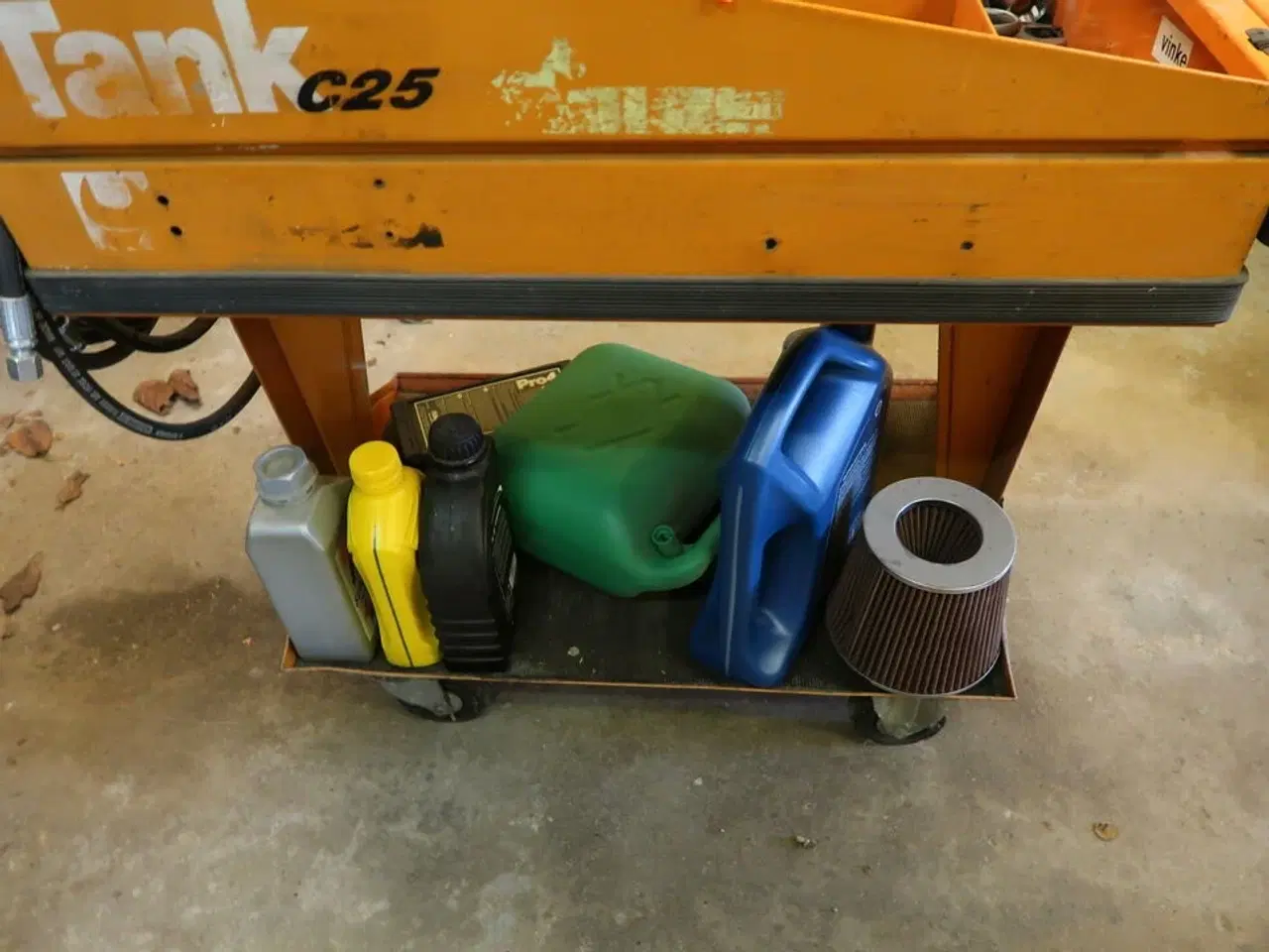 Billede 6 - Værktøjsvogn med div. Værktøj m.m.