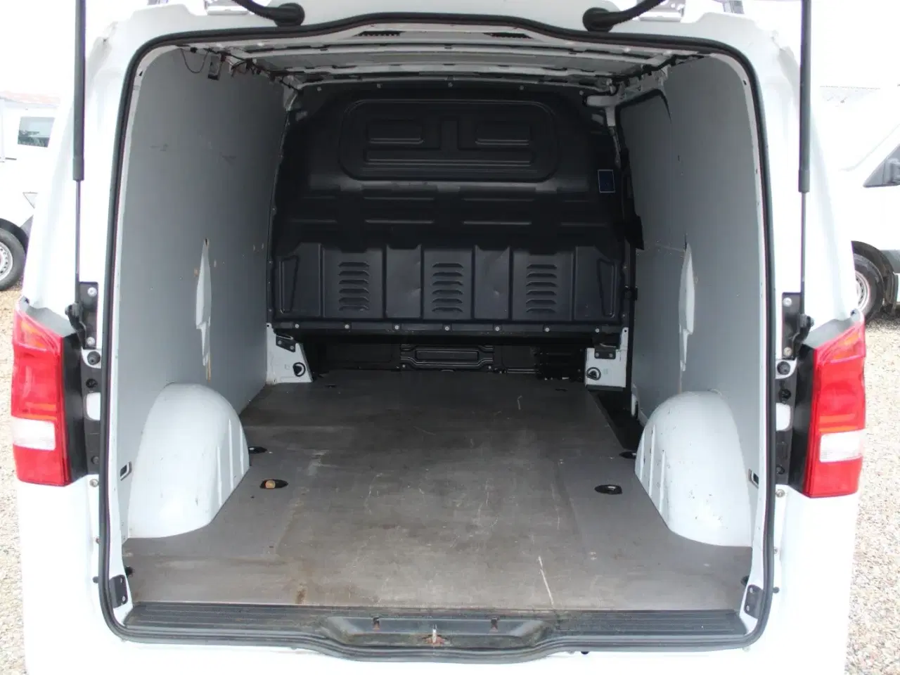 Billede 12 - Mercedes Vito 114 2,0 CDi Kassevogn aut. L RWD