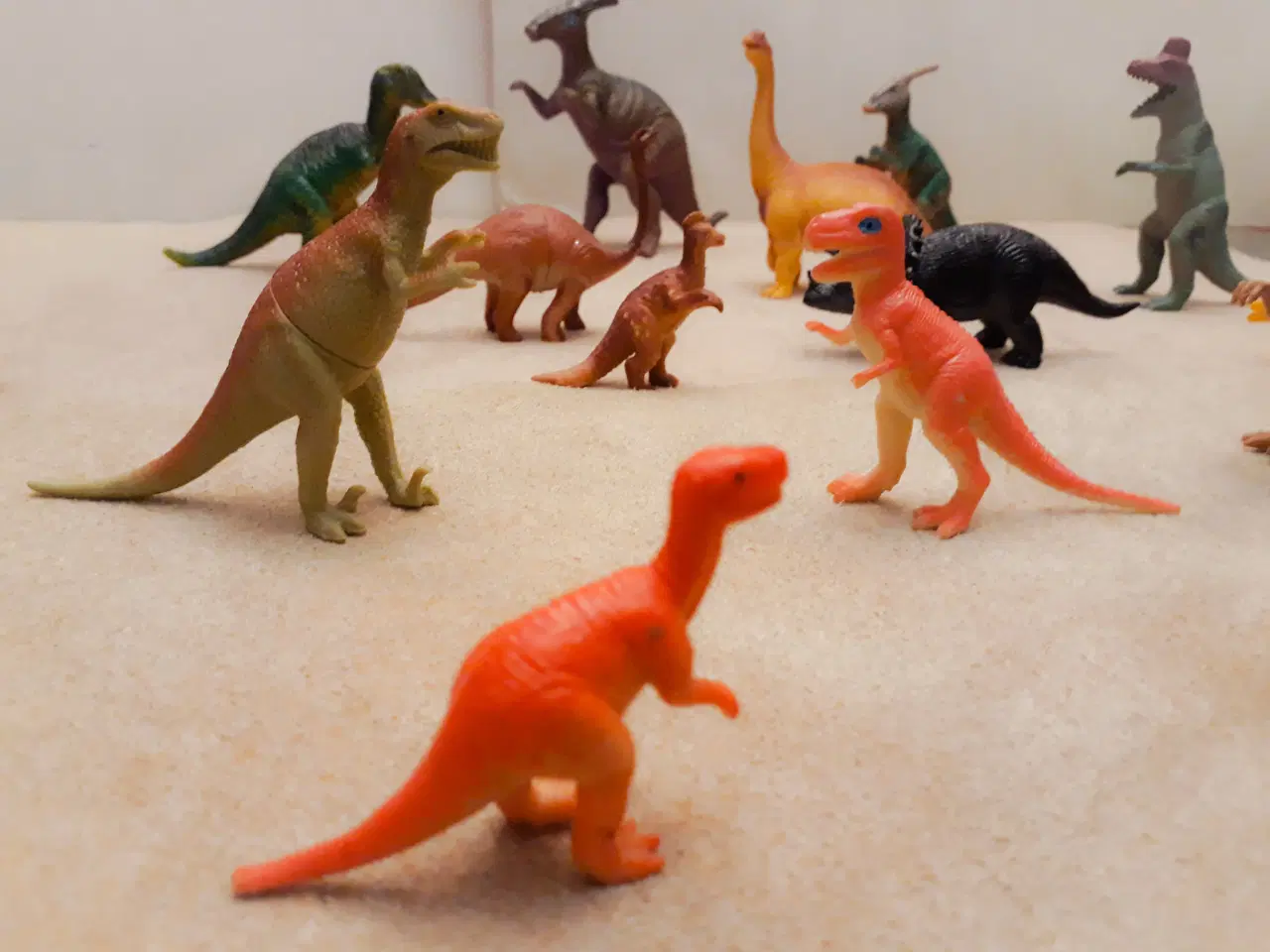 Billede 5 - 17 Dinosaur Figurer 