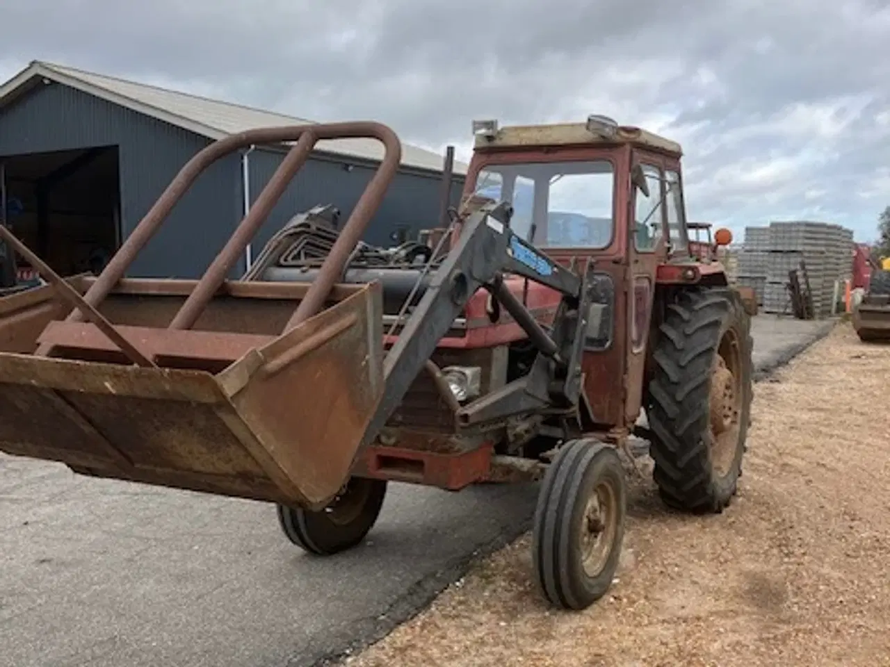 Billede 2 - Massey Ferguson 165X med frontlæsser