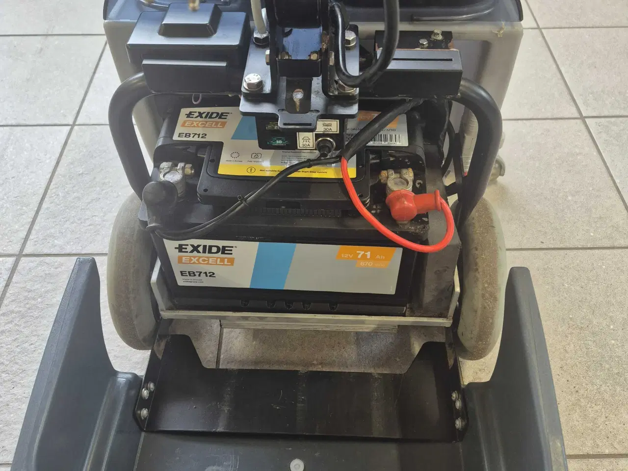 Billede 4 - Nilfisk sc 350 gulvvasker