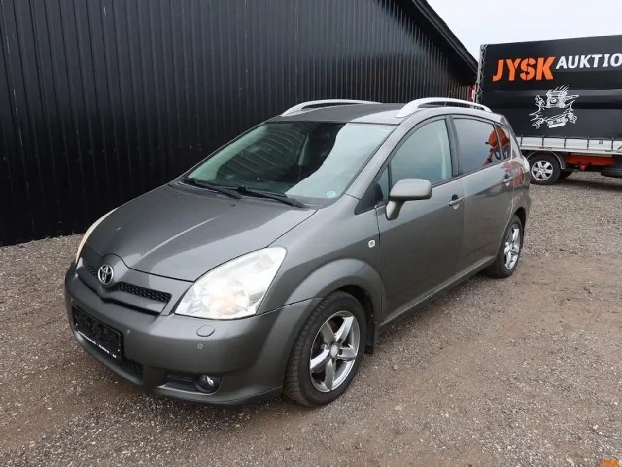 Billede 1 - VAREBIL, TOYOTA