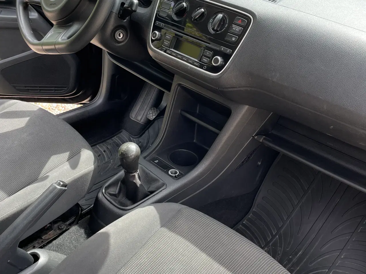 Billede 8 - Volkswagen Up! 1.0 – 2014 – Økonomisk pendlerbil m