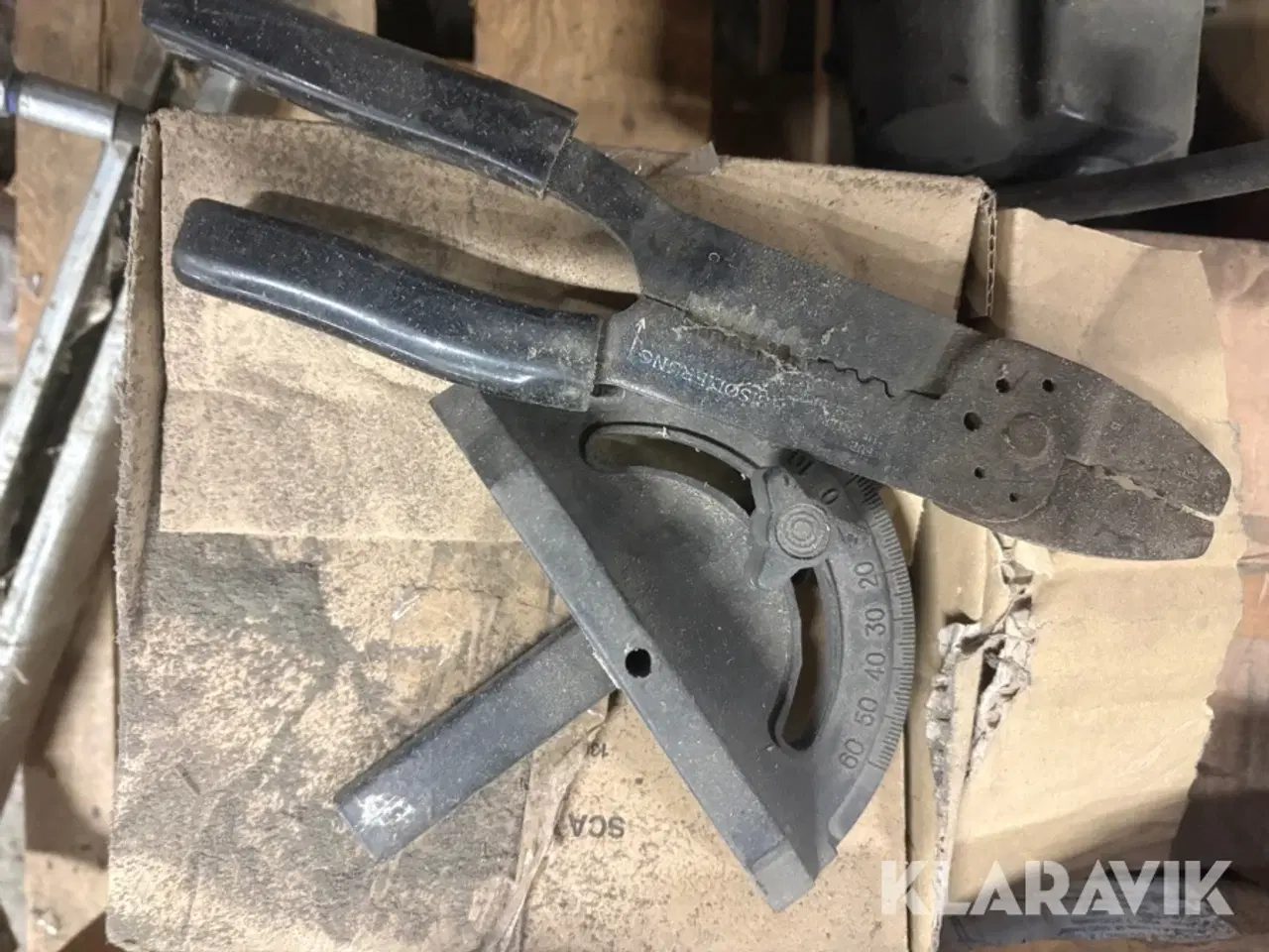 Billede 9 - Lot: Sømpistoler, bræddebolte, hyldebeslag og diverse