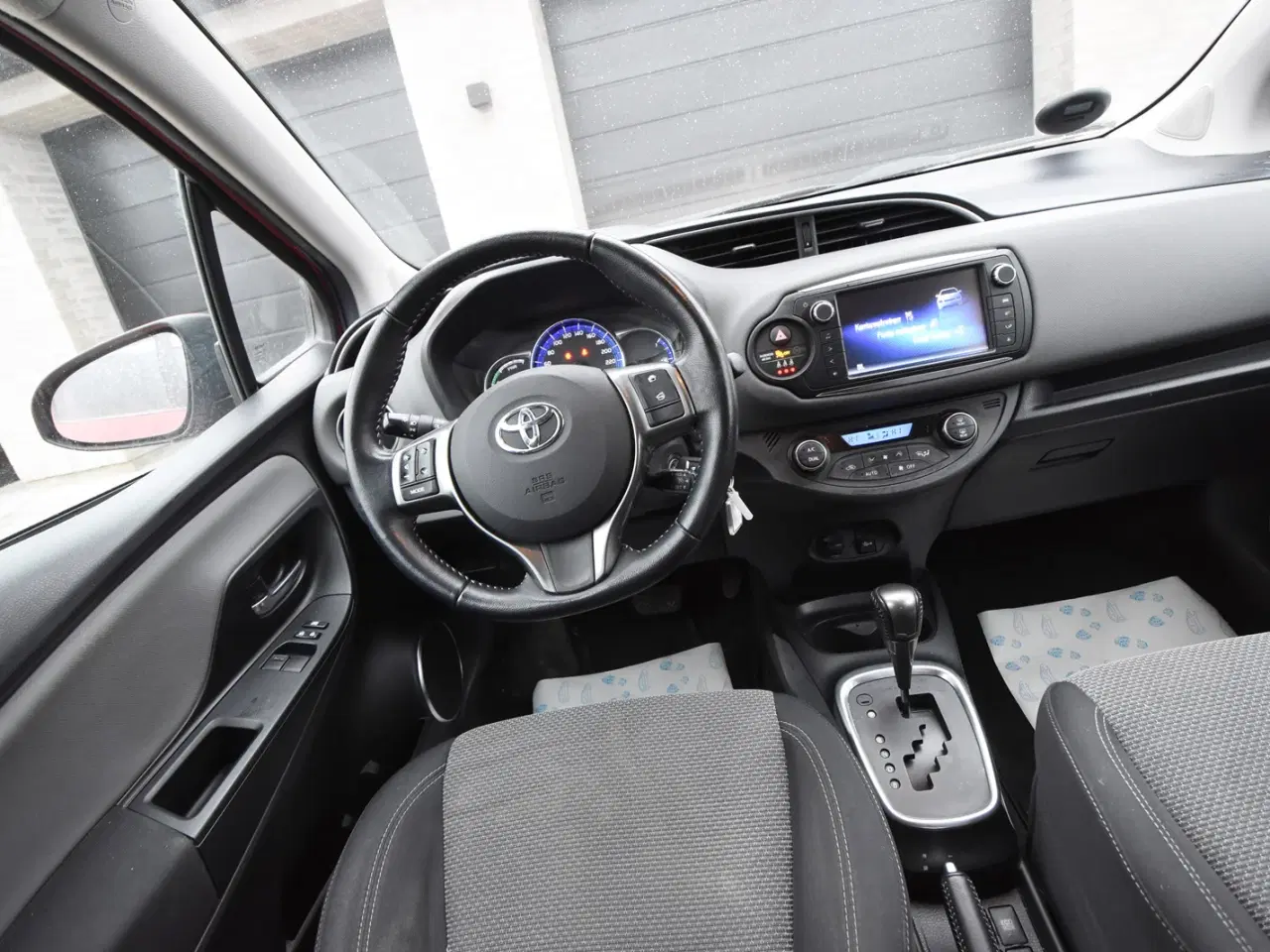 Billede 9 - TOYOTA YARIS HYBRID