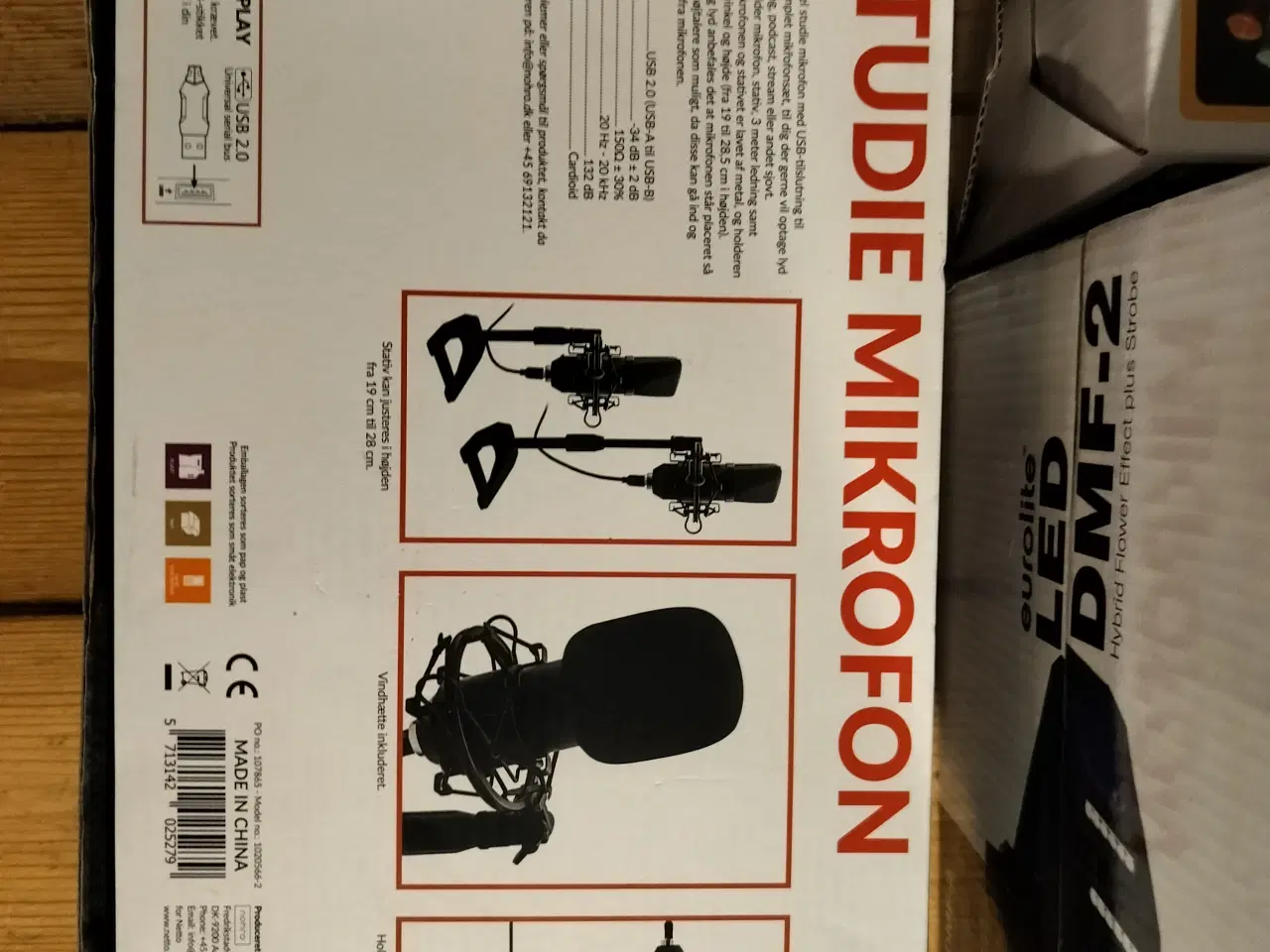 Billede 14 - DJ mixer og bord og højtaler med stativ m.m