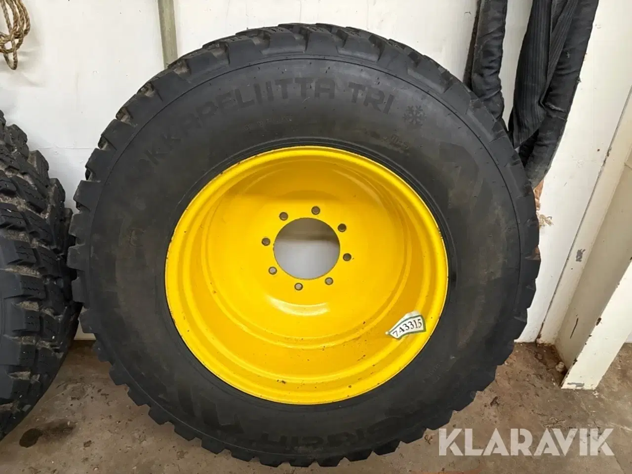 Billede 4 - Forhjul + fælge Nokian Hakkapeliitta TRI 2 styk