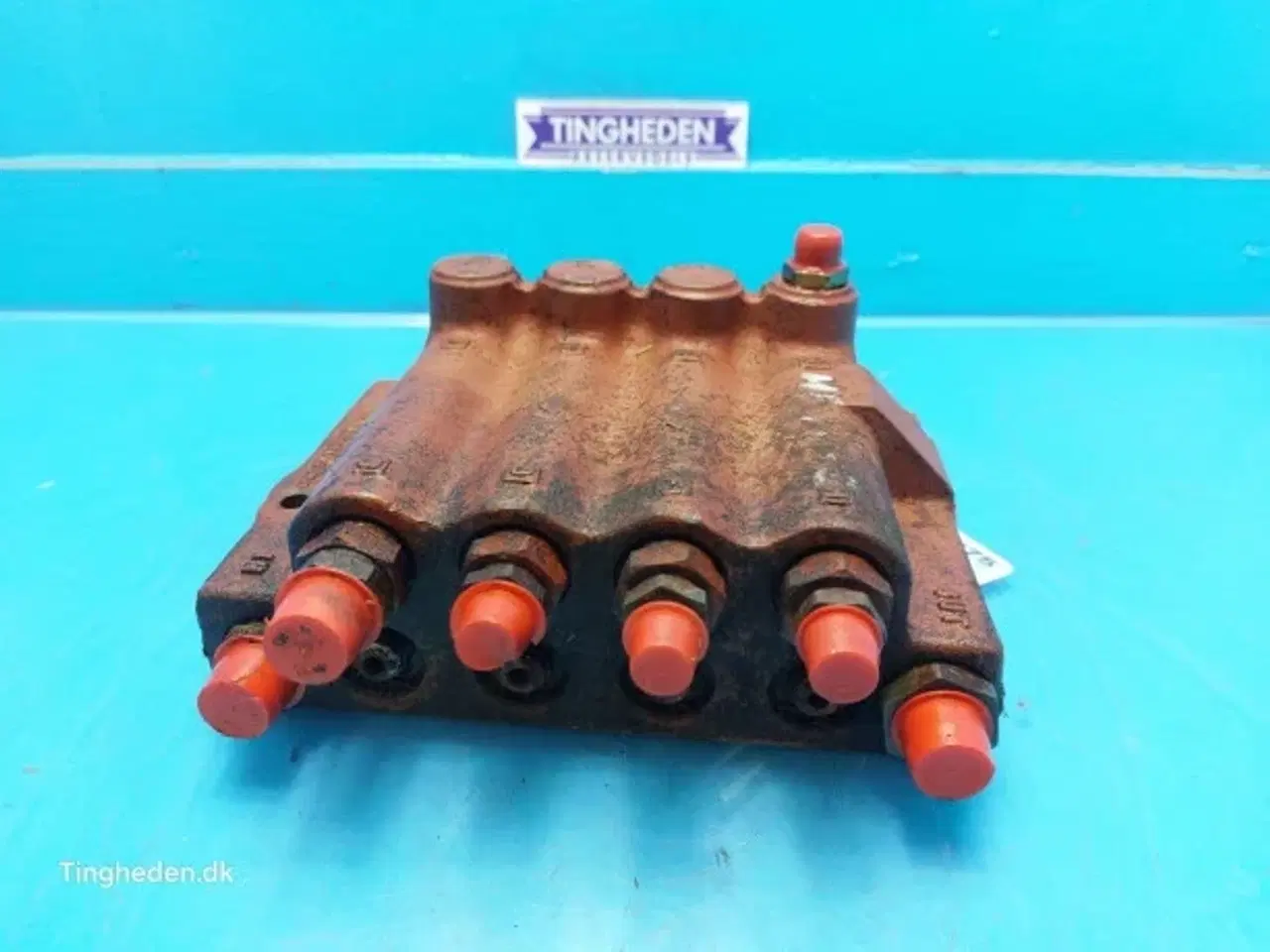 Billede 13 - Massey Ferguson 31 Hydraulikventil 28751329