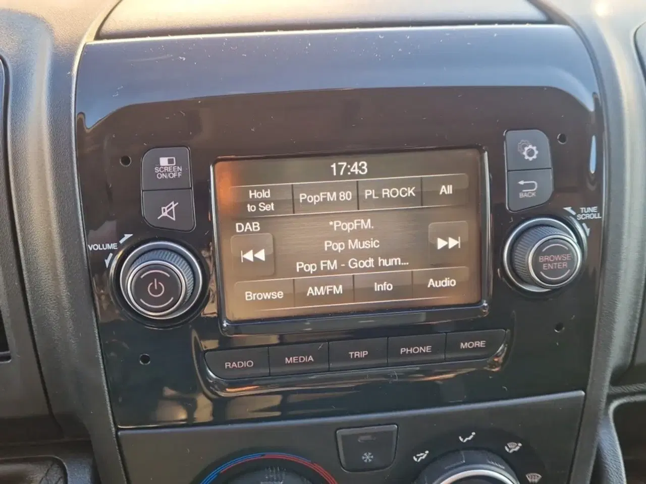 Billede 20 - Citroën Jumper 33 2,2 BlueHDi 140 L2H2 FlexLine