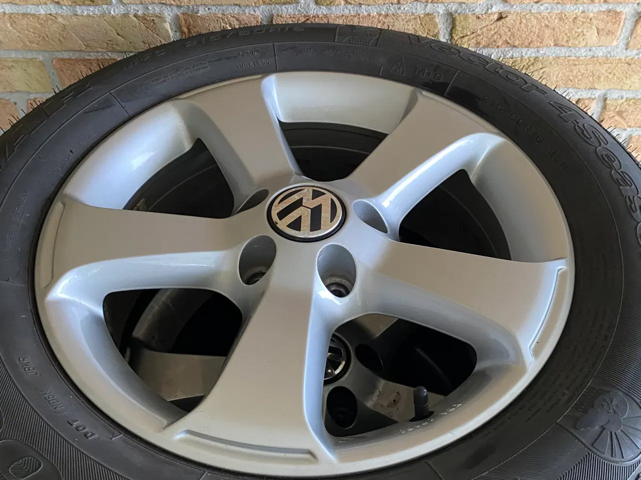 Billede 1 - Alufælge 16” VW