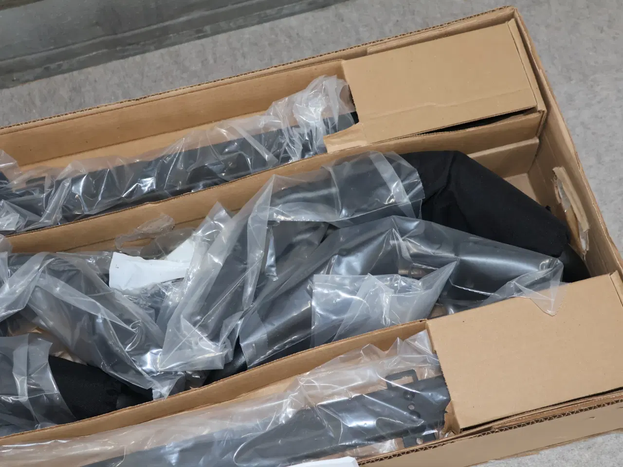 Billede 2 -  Thule Hullavator pro, kajak tagholder, ubrugt. 