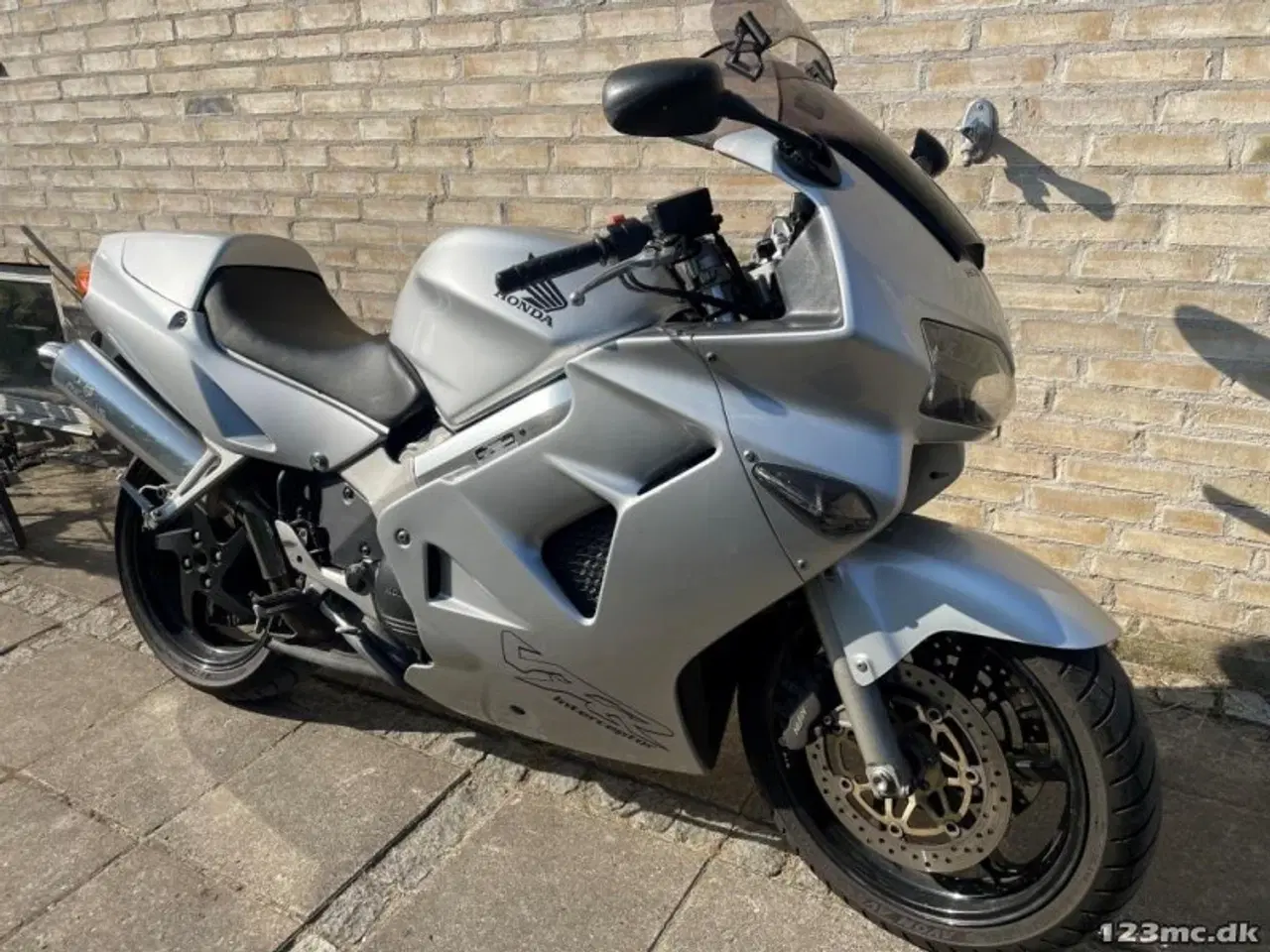 Billede 2 - Honda VFR 800 F