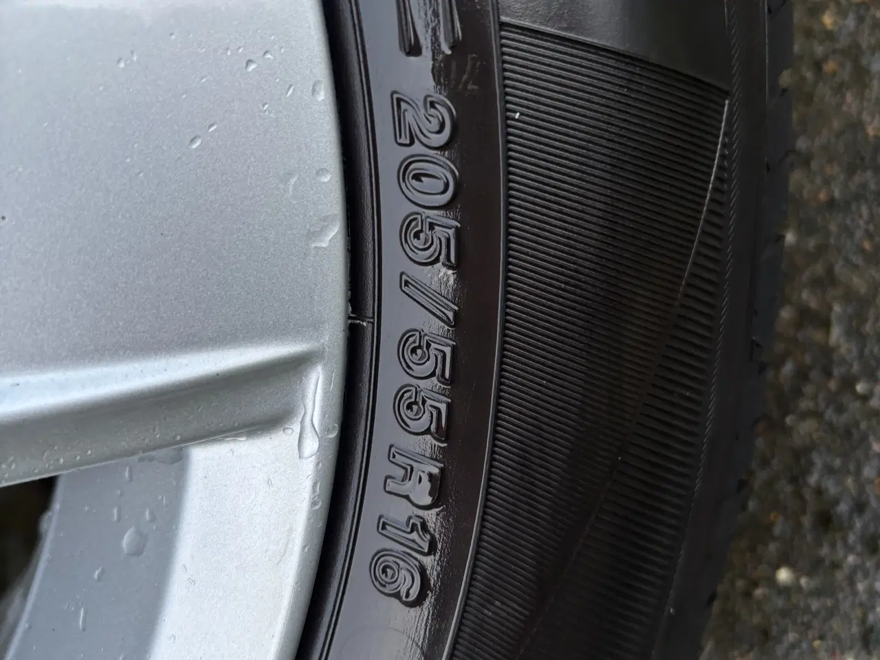 Billede 3 - Flotte alufælge med sommerdæk