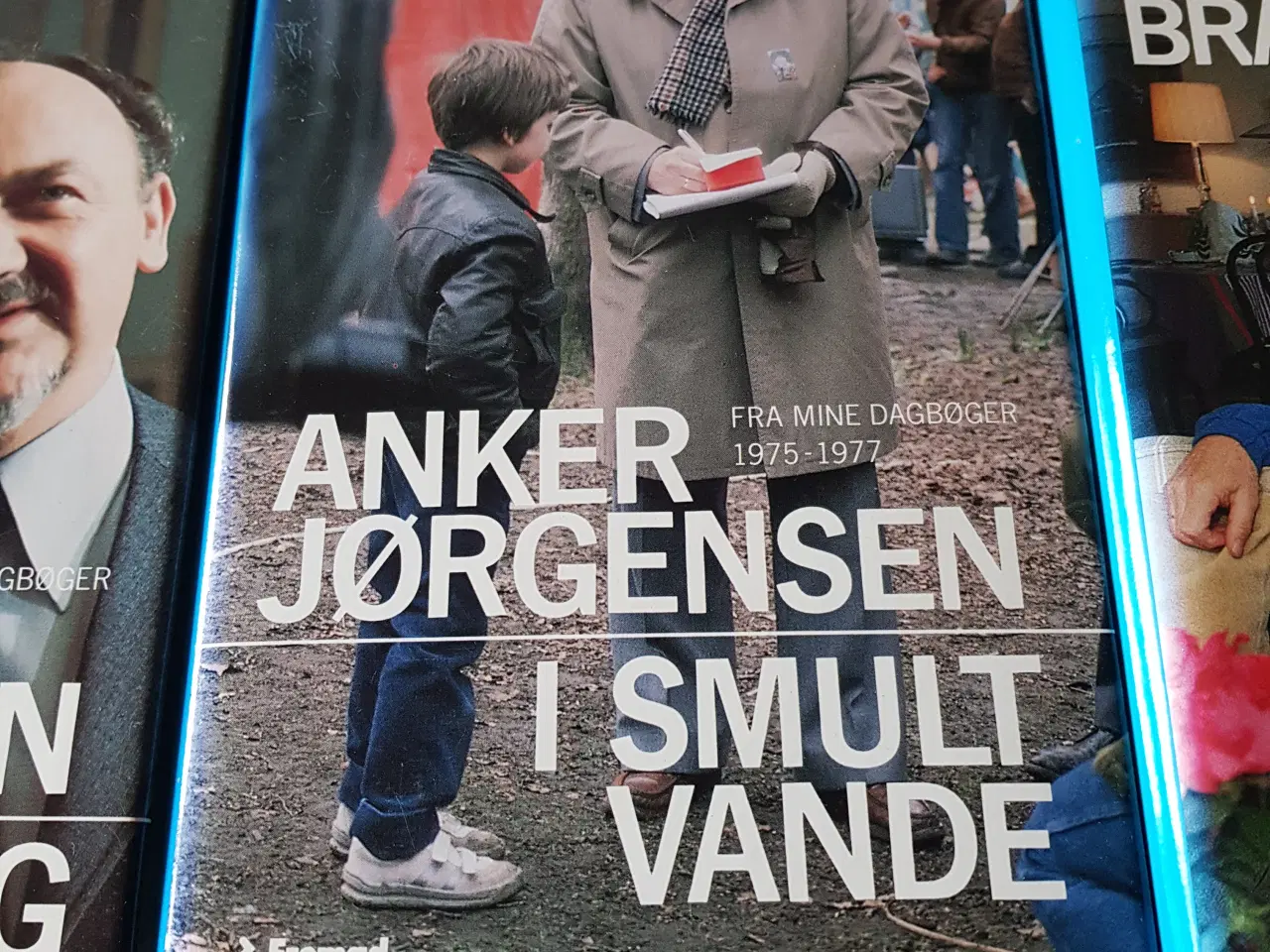 Billede 3 - Anker Jørgensen bøger