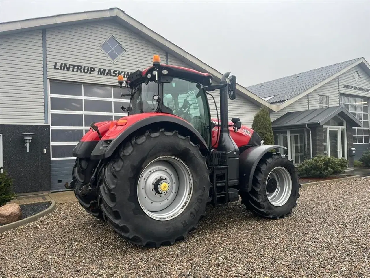 Billede 7 - Case IH Optum 300 CVX Velholdt traktor med det rigtige udstyr