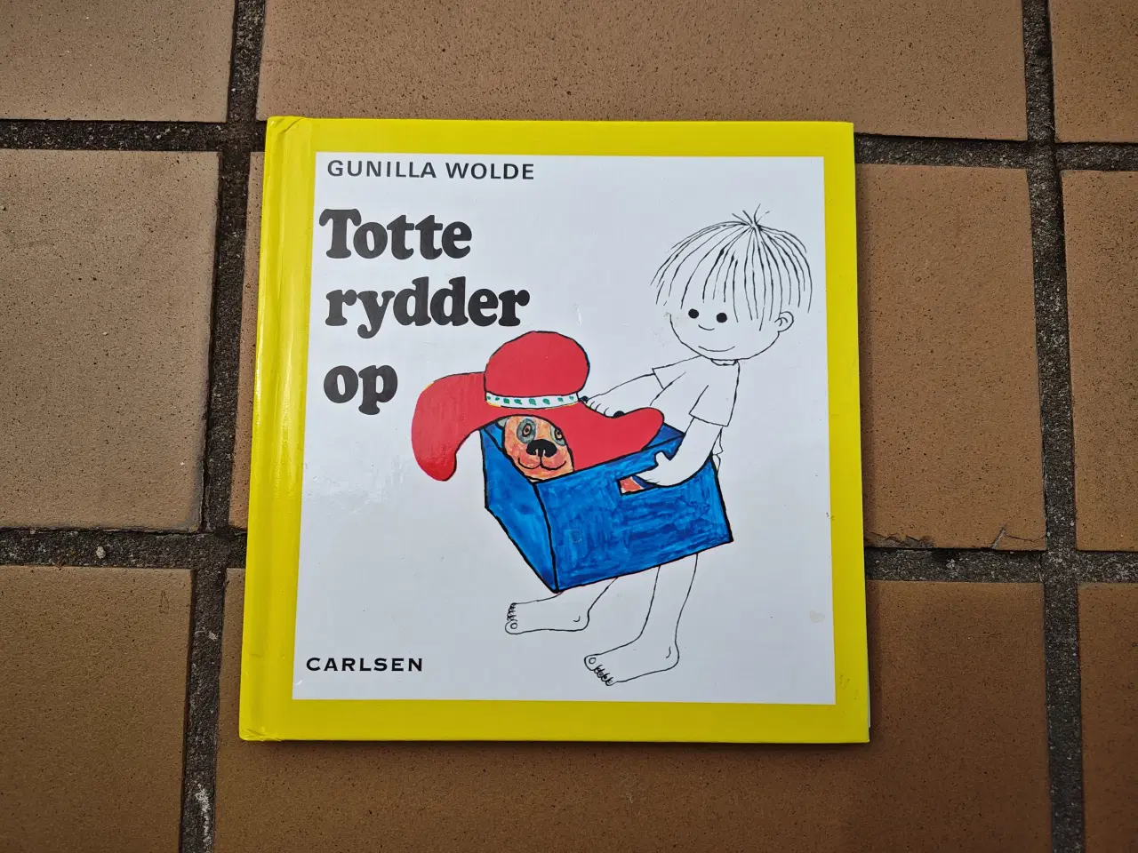 Billede 1 - Gunilla Wolde Totte rydder op Bog nr.3