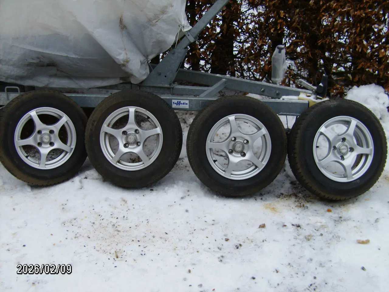 Billede 1 - Fælge med vinterdæk