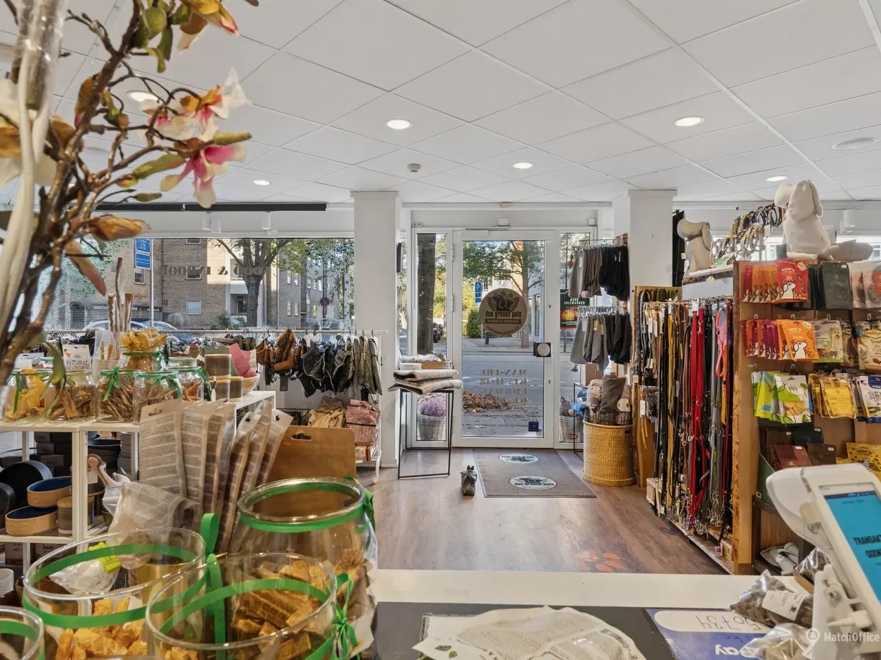 Billede 7 - Flot butik med bred facade på Ordrupvej