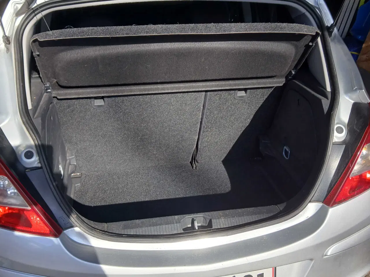 Billede 3 - Lille økonomisk bil