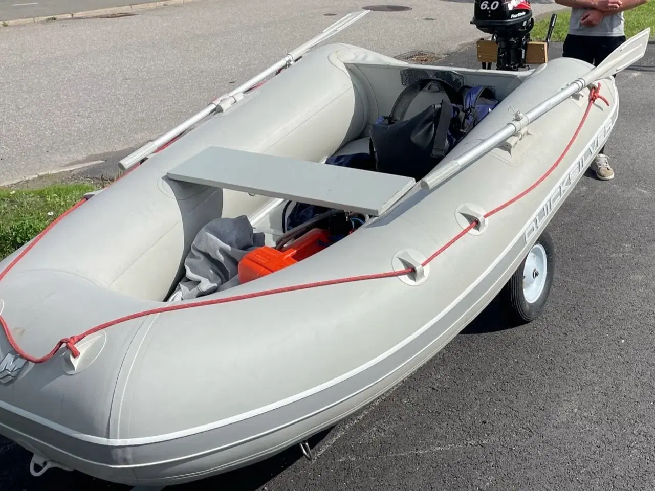Billede 1 - Quicksilver 2,4 m gummibåd + 6 HK motor – komplet