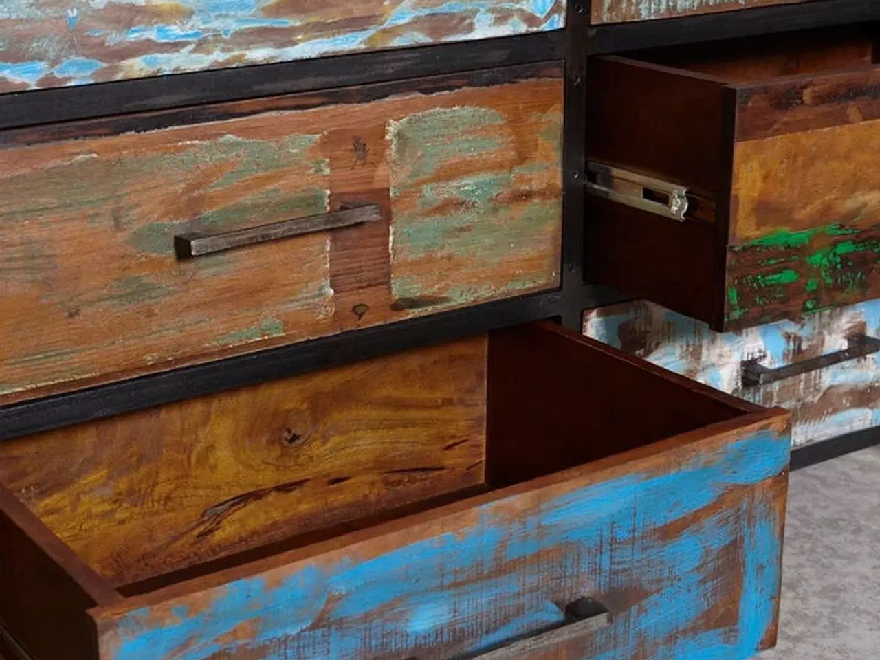 Billede 3 - Nyt COLOR Kommode  med 9 skuffer