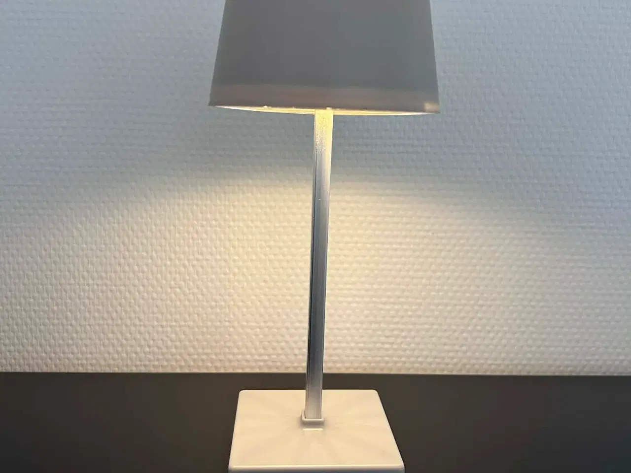 Billede 4 - Bordlampe, dæmpbar