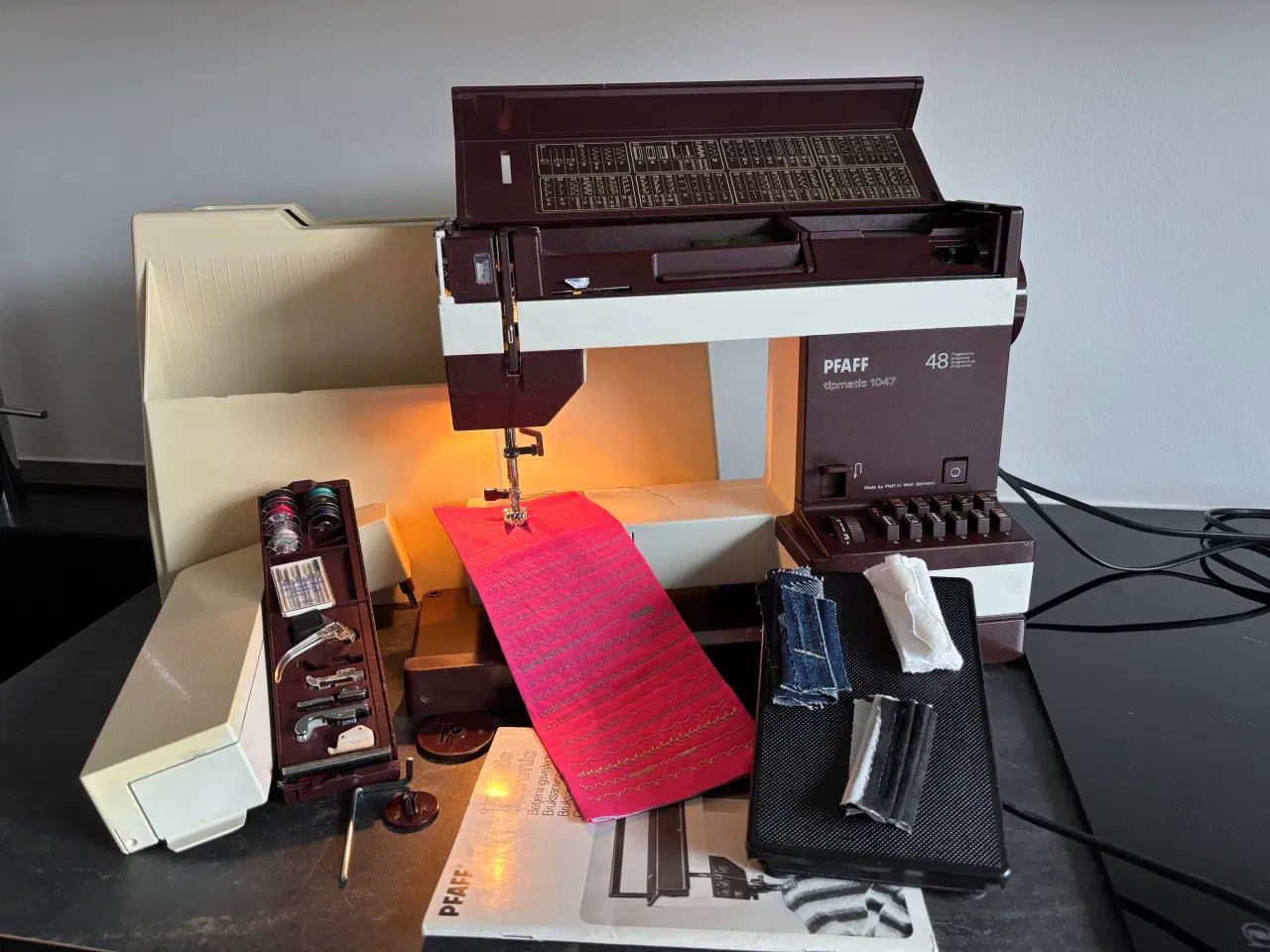 Billede 1 -  pfaff tipmatic 1047 symaskine 
