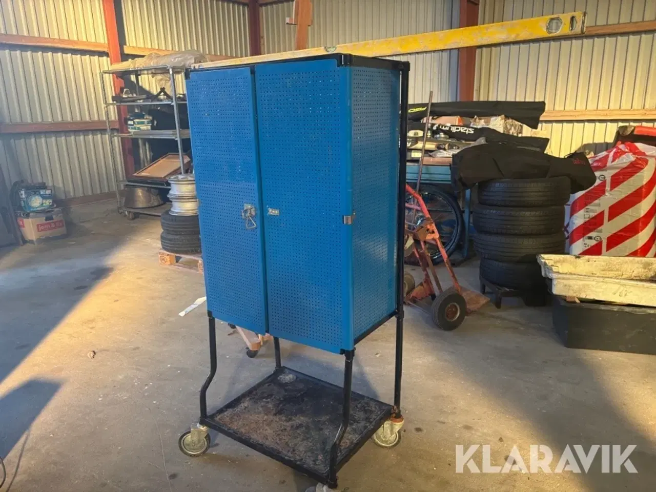 Billede 1 - Værktøjsskab på hjul