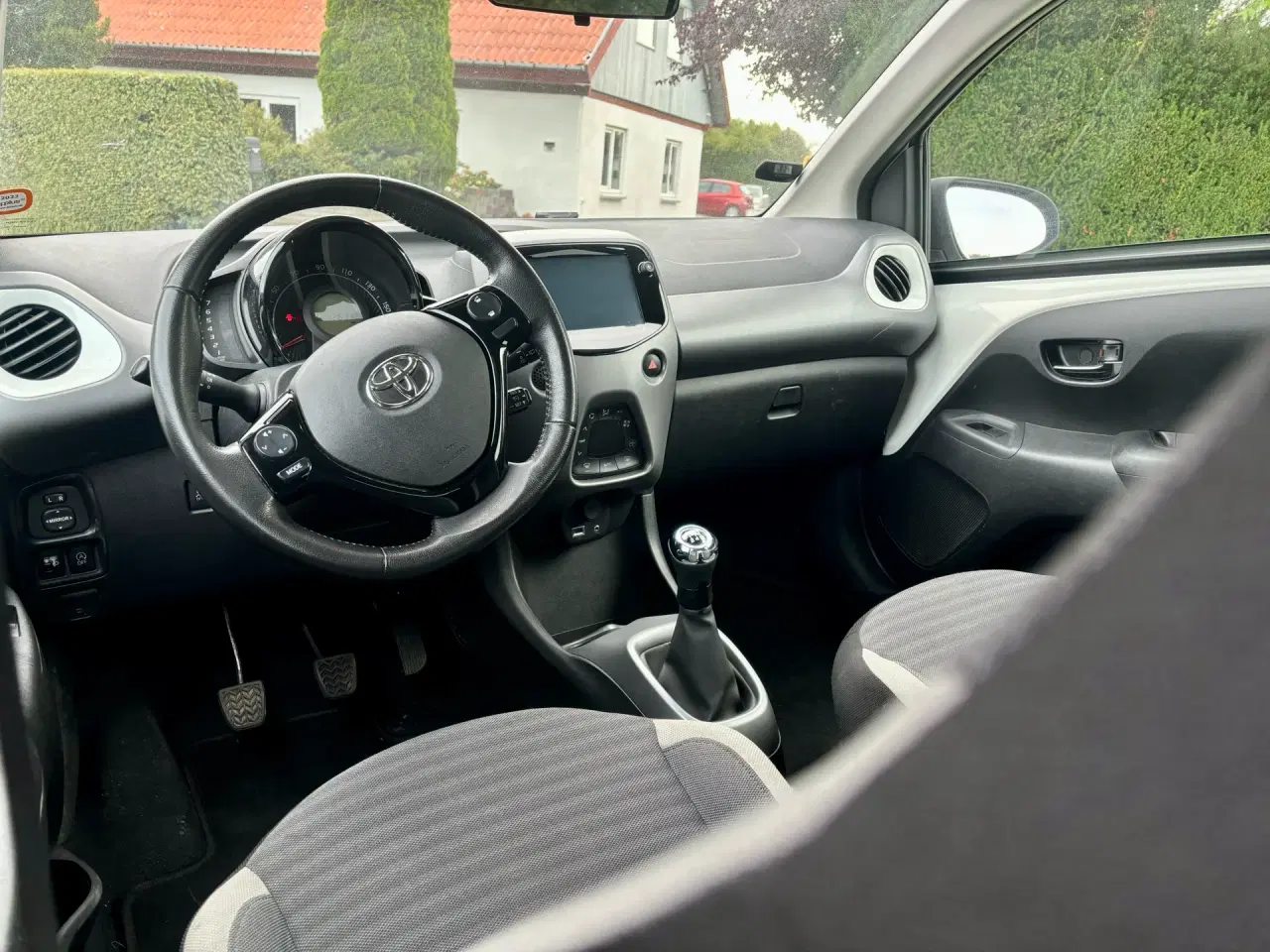 Billede 2 - Toyota Aygo 1,0 VVT-I X-pression 72HK 5d