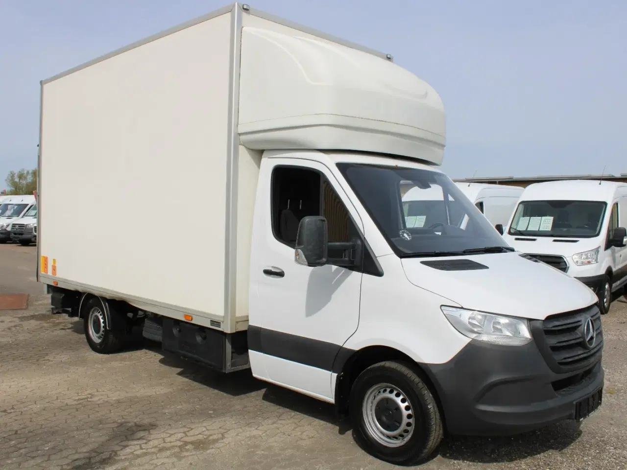 Billede 2 - Mercedes Sprinter 316 2,2 CDi A3 Alukasse m/lift aut. RWD