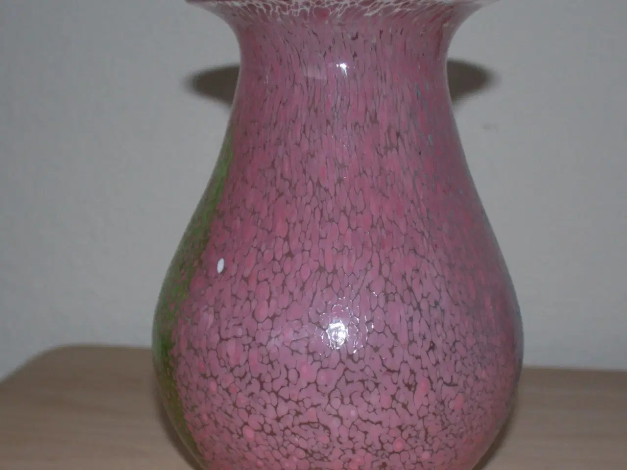 Billede 12 - Ulrica Hydmann-Vallien, Kosta Boda. Vase og skål