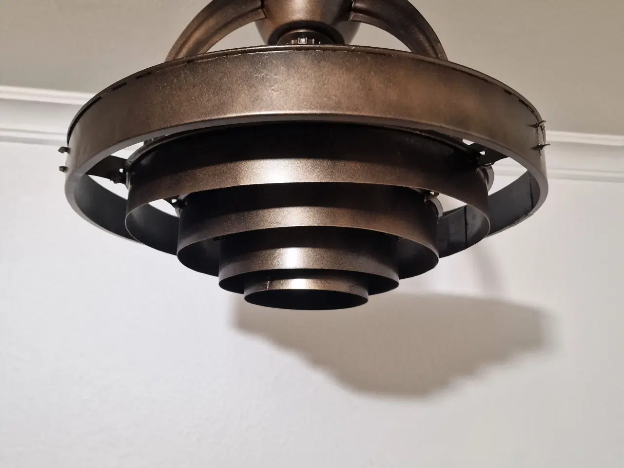 Billede 9 - 4 stk Super fede og helt unikke loftlamper.