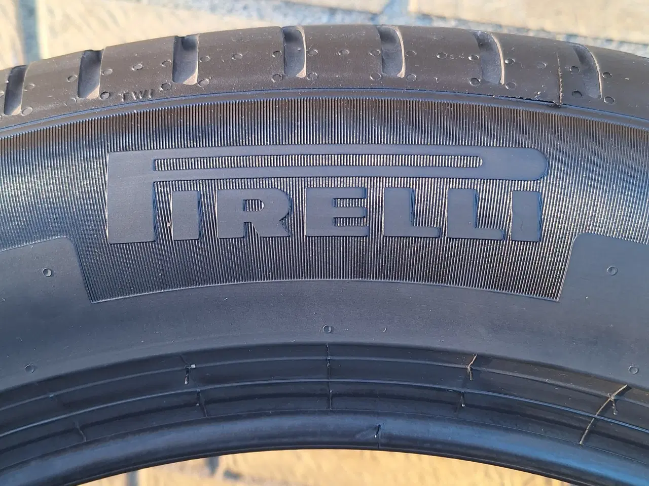 Billede 3 - 245/50 R19 PIRELLI CINTURATO P7 C2