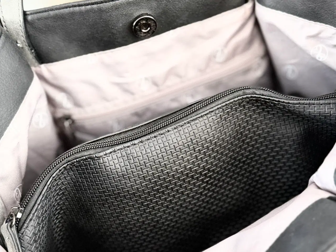 Billede 2 - Skuldertaske stor