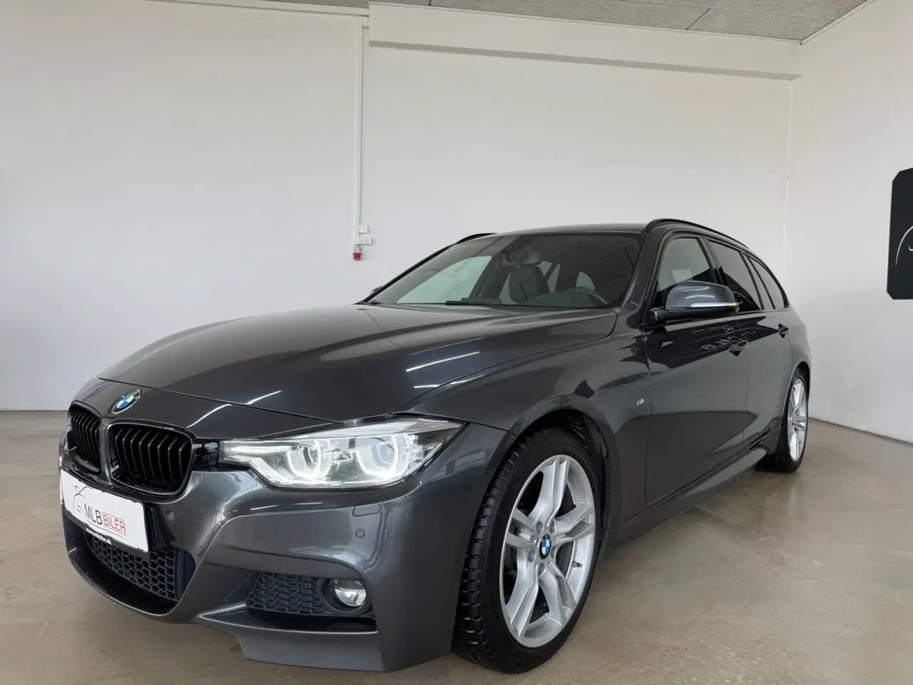 Billede 2 - BMW 320i 2,0 Touring M-Sport aut.