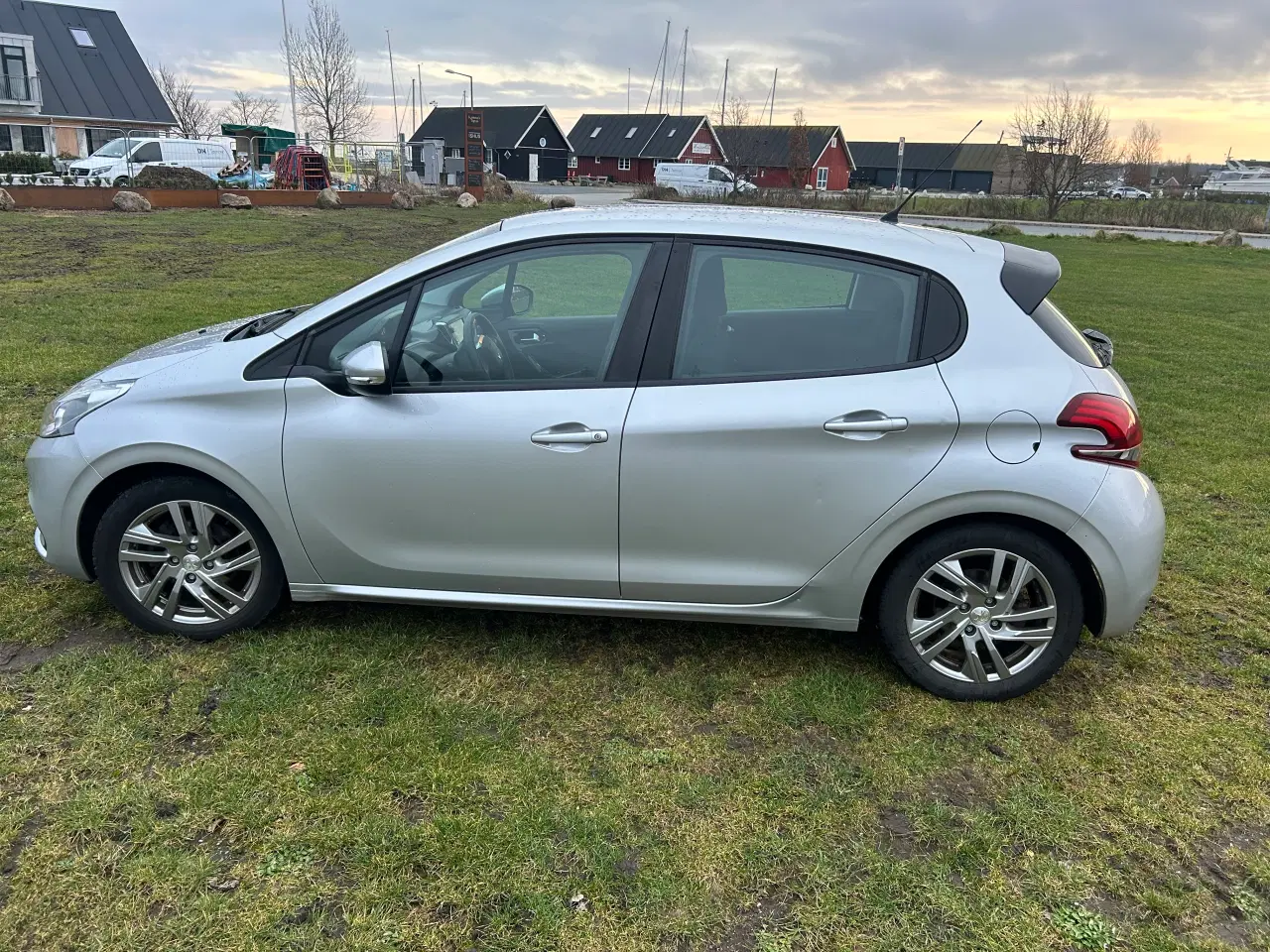 Billede 5 - God Peugeot 208