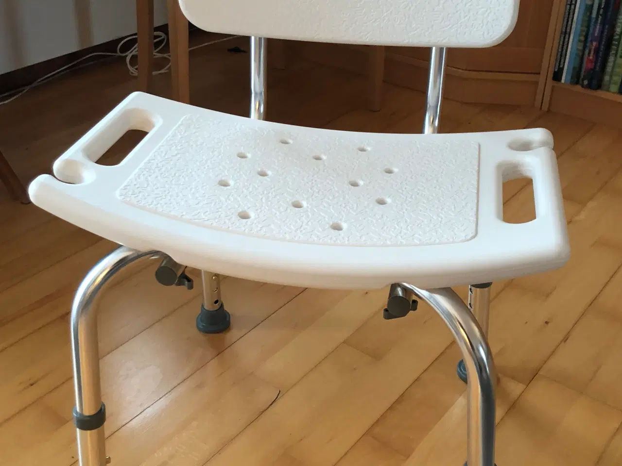 Billede 1 - Helt ny Kilberry Badestol m. Ryglæn - fejlkøb