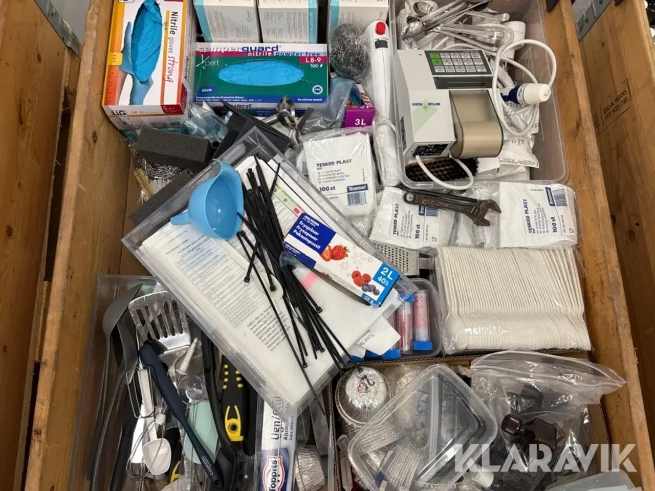 Billede 10 - Laboratorie udstyr - 18 paller